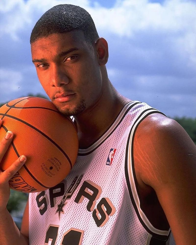 2025 赛季回顾：纽约洋基队在世界大赛第四战依靠贾吉的满贯炮扳回一城